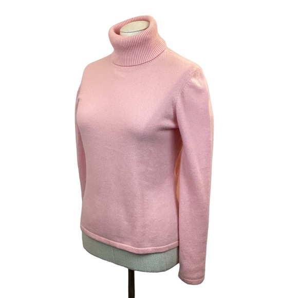 CH Classics 100% Cashmere Turtleneck Sweater - Picture 2 of 7